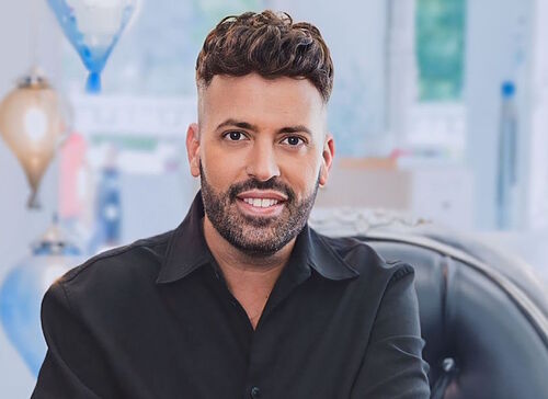 Rafael Bueno, el mejor peluquero de Espaa: "En mujeres de 50 y 60 los cortes de pelo corto que mejor sientan son el pixie texturizado, el bob recto y el flequillo cortina"