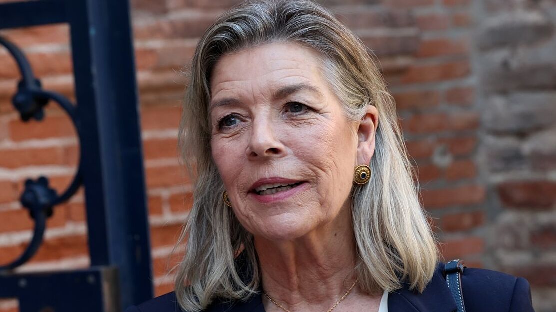 María Roberts, peluquera: "El cabello gris no tiene por qué añadir años. Muchas veces, lo que resta frescura a una melena es un corte que no favorece"