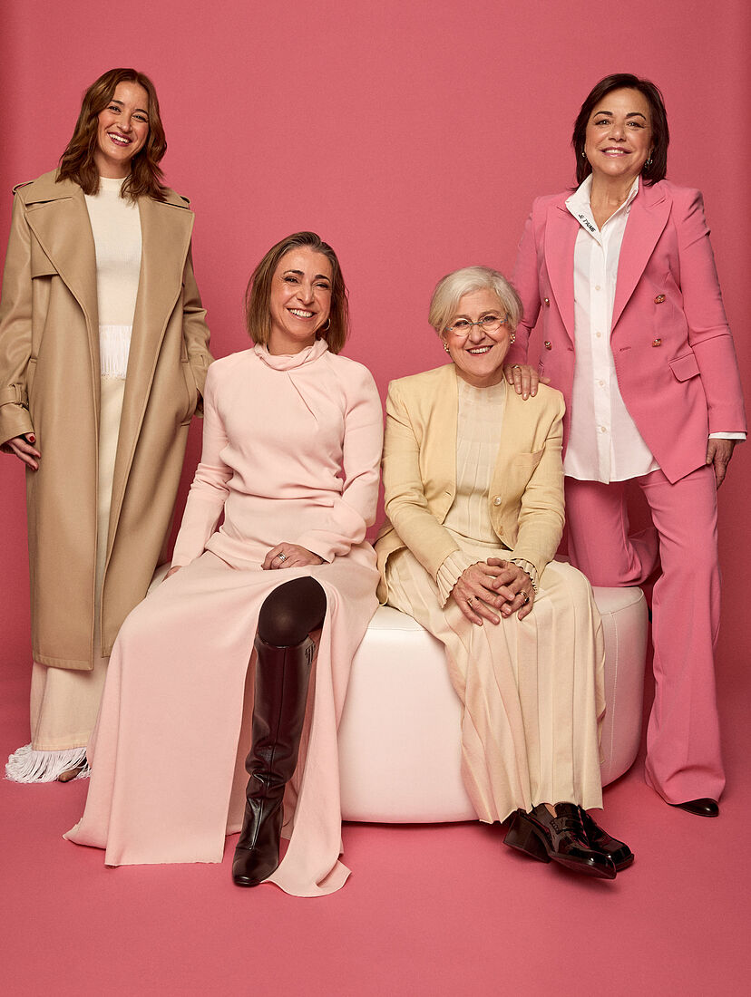 NewJeans SuperGirls by frostmade, image size:828x1100