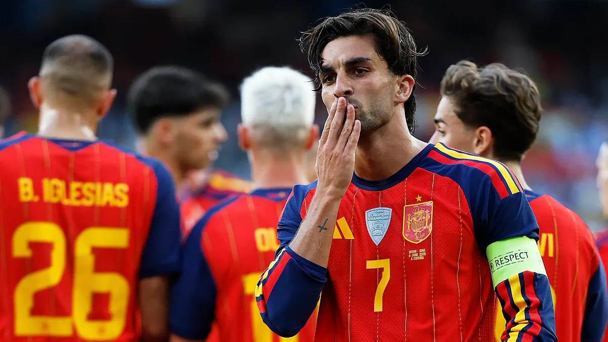 Ferrán Torres (26 años), futbolista de la selección española: "Cada mañana, entreno en ayunas y pienso qué puedo hacer para ser mejor que ayer"
